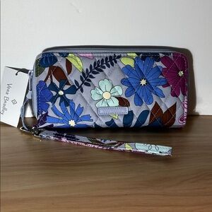Vera Bradley NWT RFID Accordion Wristlet Wallet  Bengal Lily